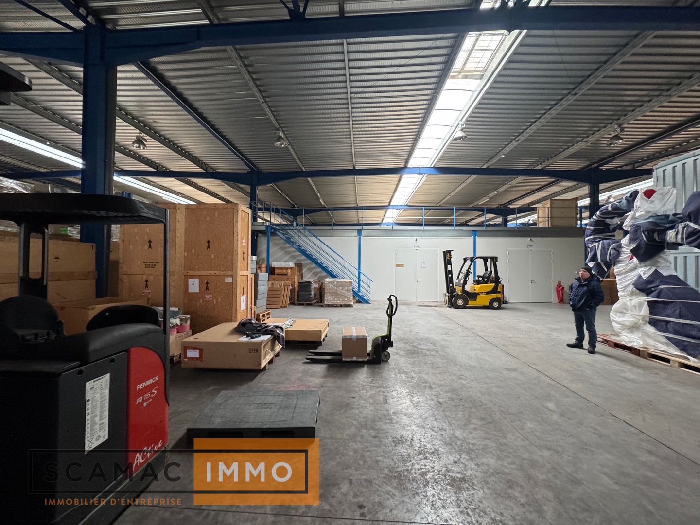 local d'activités de 3&nbsp;400m², Champcueil (Essonne)