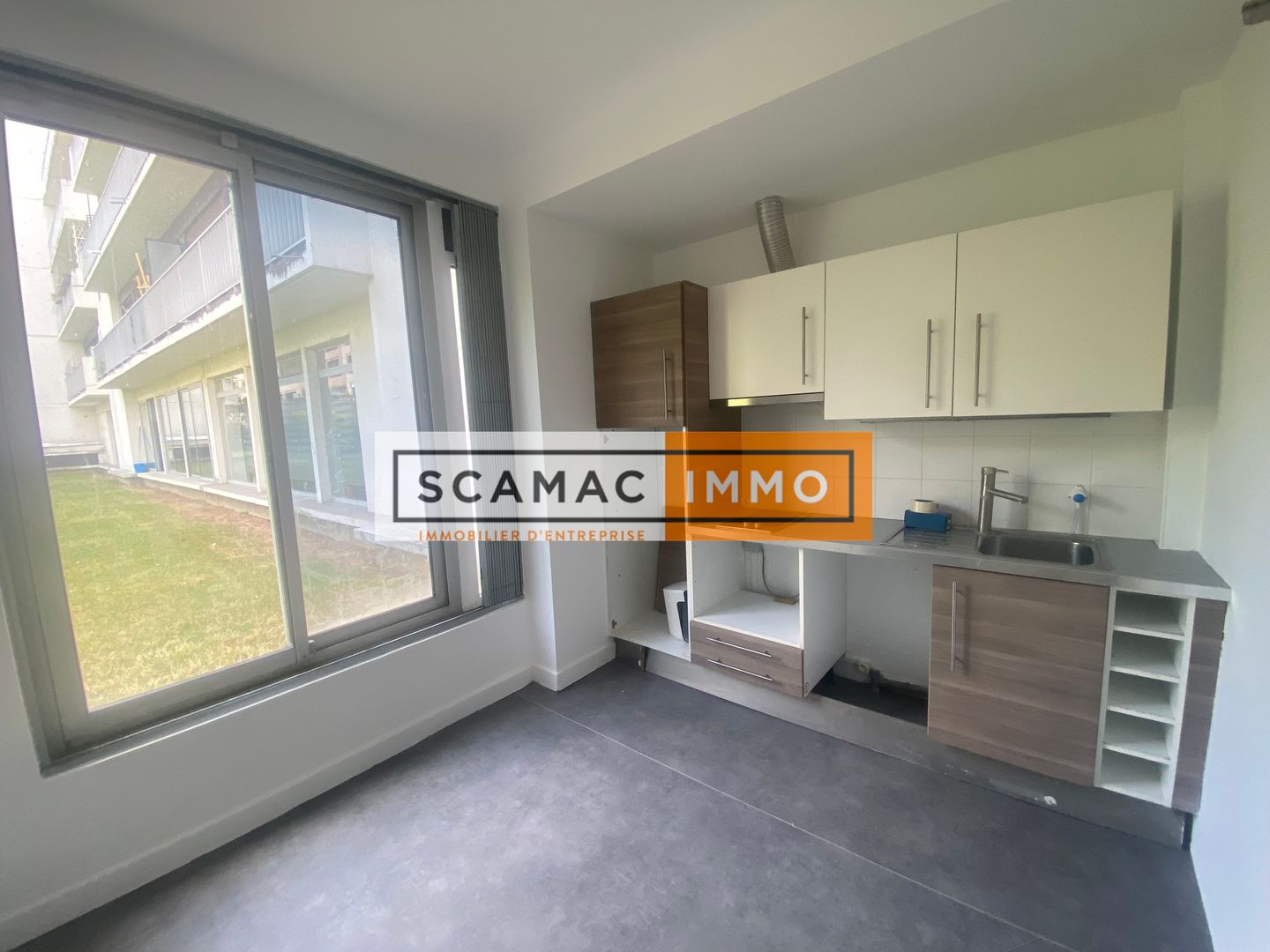 local d'activités de 261m², Boulogne-Billancourt (Hauts-de-Seine)
