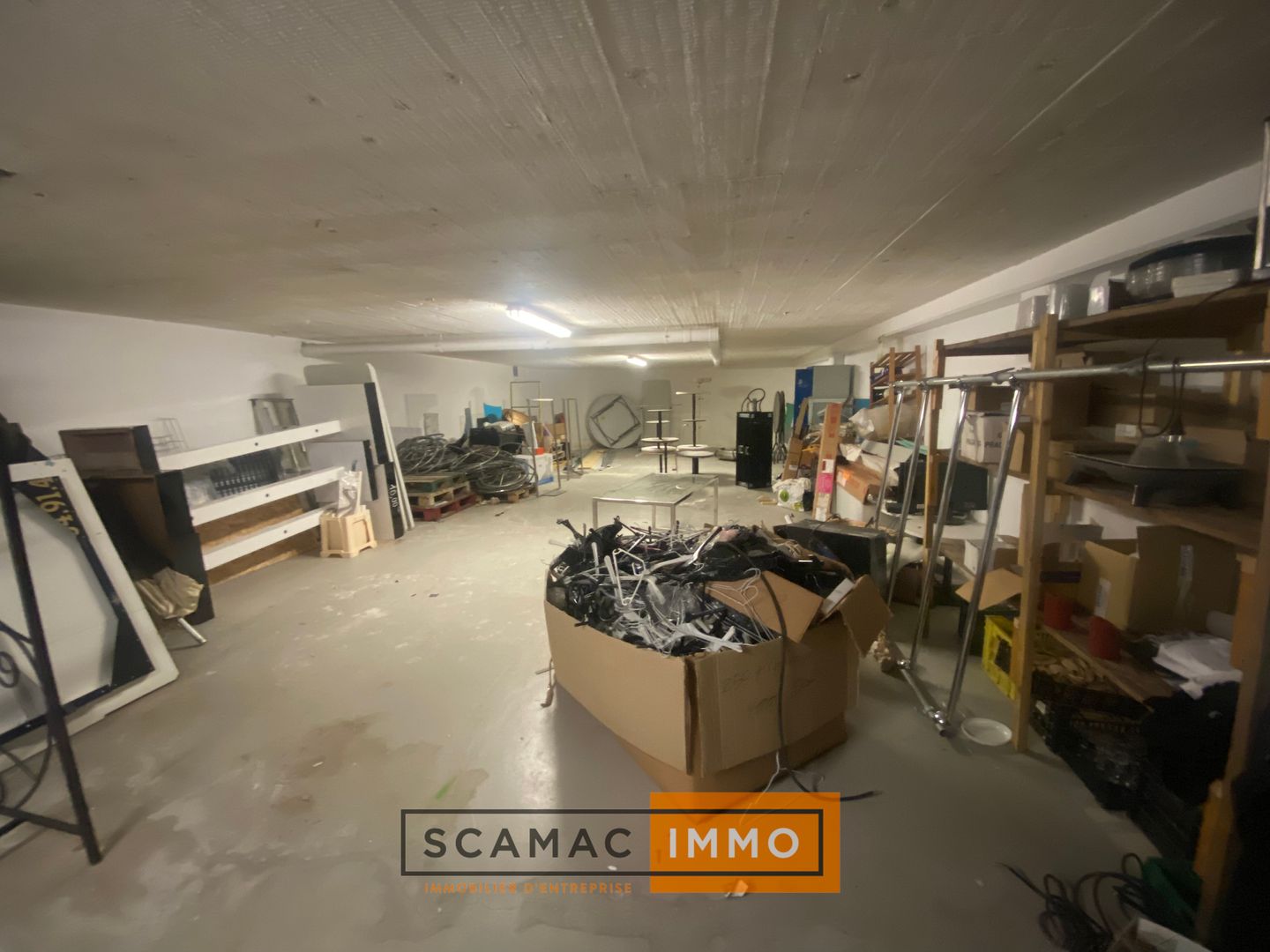 local commercial de 513m², Aix-en-Provence (Bouches-du-Rhône)