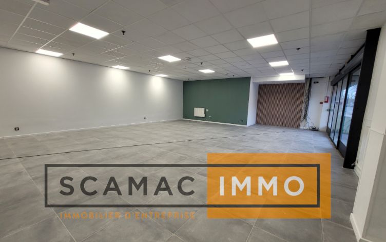 local commercial de 165m², Salon-de-Provence (Bouches-du-Rhône)