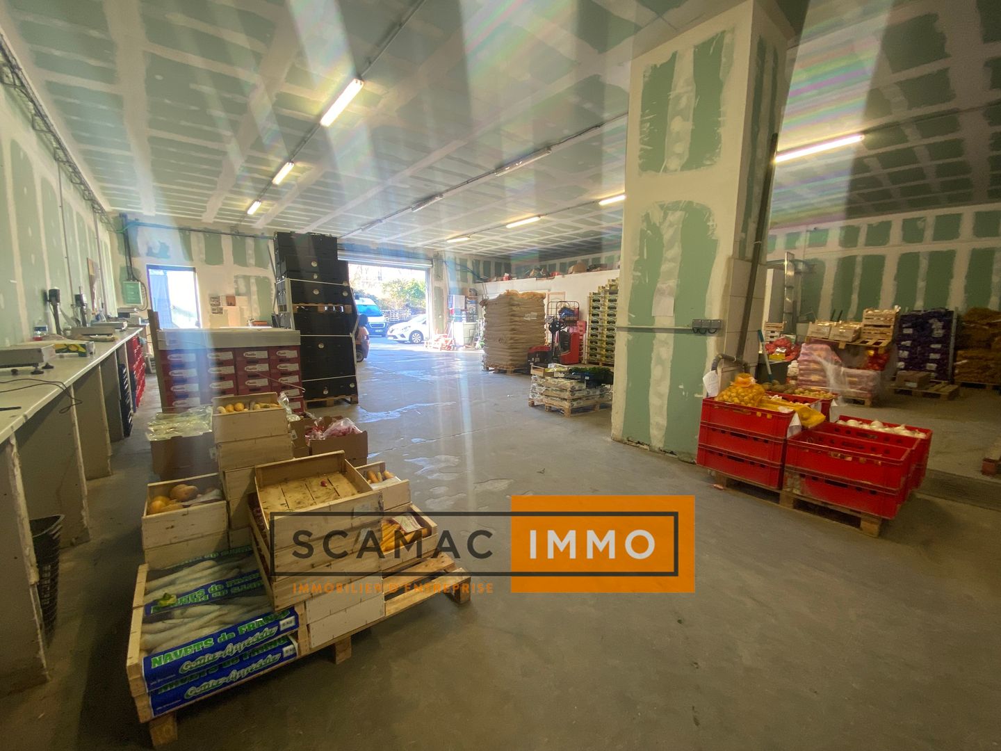 local d'activités de 400m², Rousset (Bouches-du-Rhône)