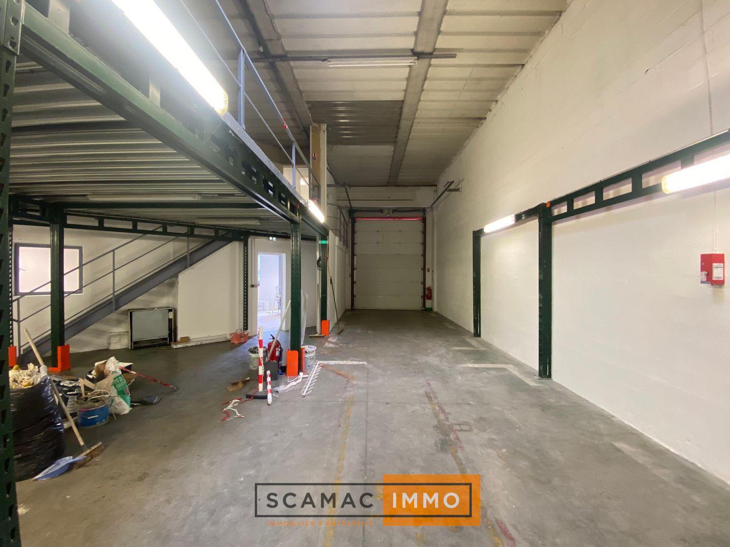 local d'activités de 325m², Les Milles (Bouches-du-Rhône)