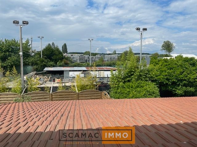 locaux mixtes de 548m², Arpajon (Essonne)