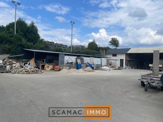 locaux mixtes de 548m², Arpajon (Essonne)