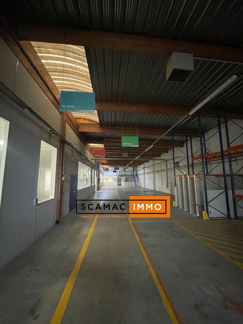 local d'activités de 1 326m², Colombes (Hauts-de-Seine)