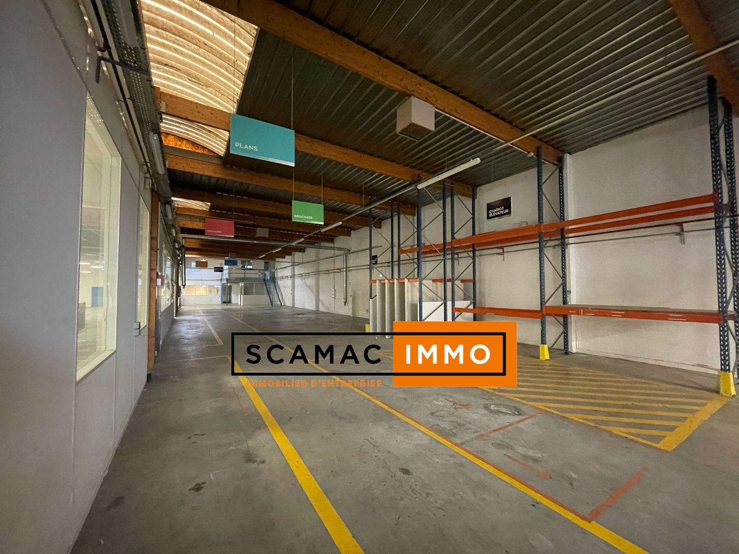 local d'activités de 1&nbsp;424m², Colombes (Hauts-de-Seine)