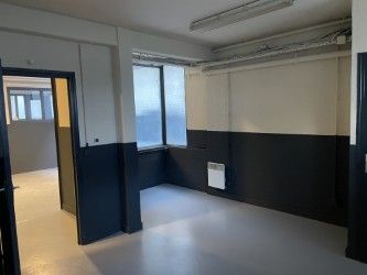 entrepôt de 617m², Gonesse (Val-d'Oise)