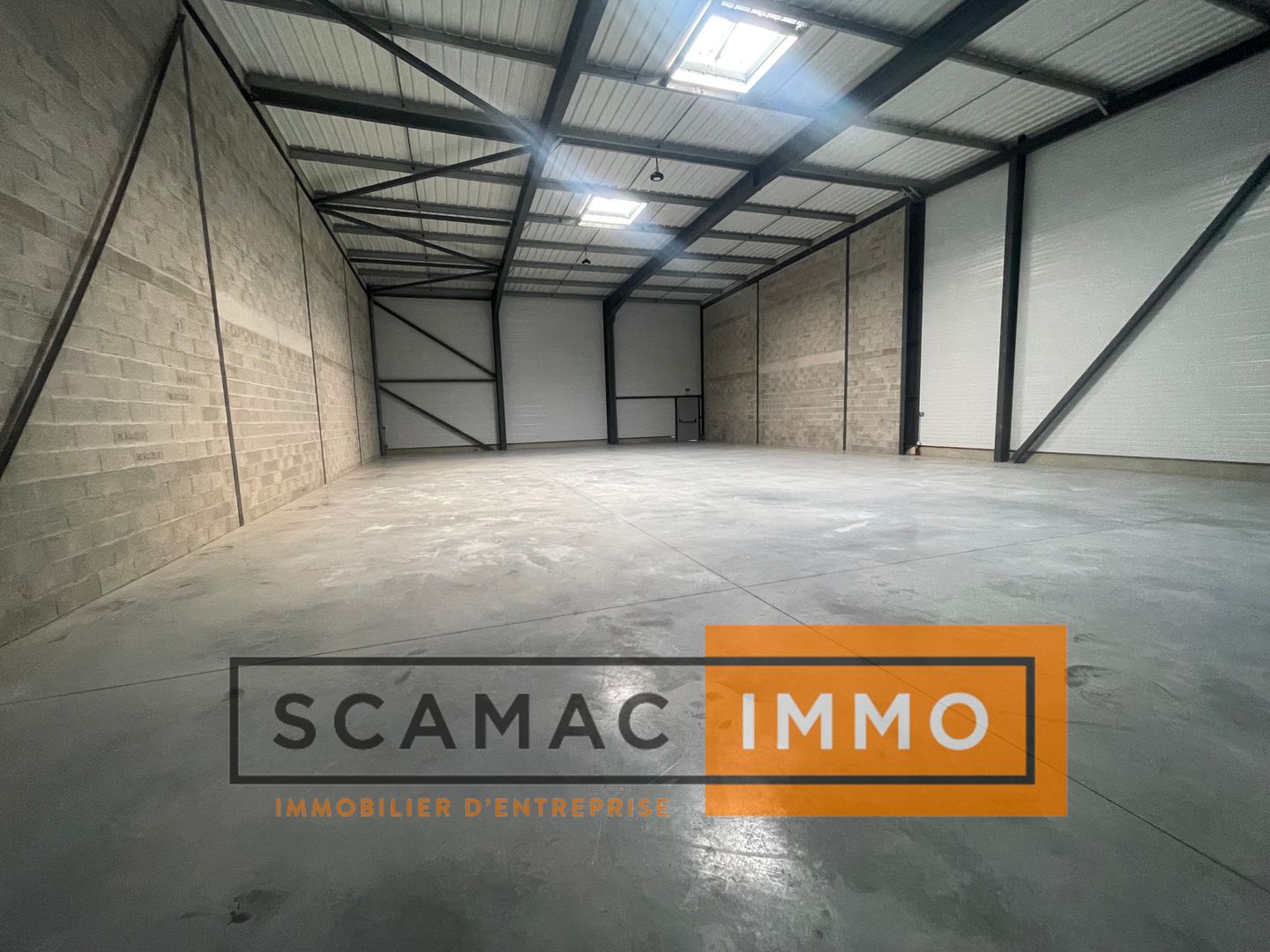 entrepôt de 243m², Lambesc (Bouches-du-Rhône)