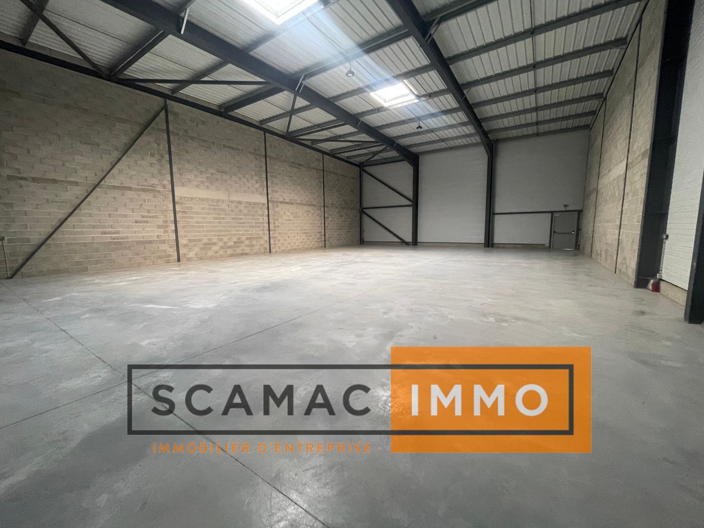 entrepôt de 367m², Lambesc (Bouches-du-Rhône)