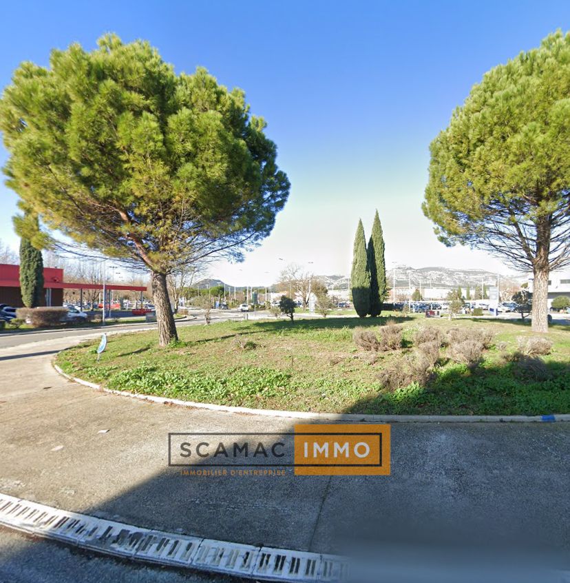 entrepôt de 500m², Aubagne (Bouches-du-Rhône)