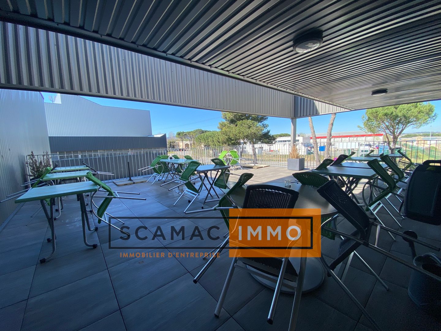 bureau de 136m², Rousset (Bouches-du-Rhône)