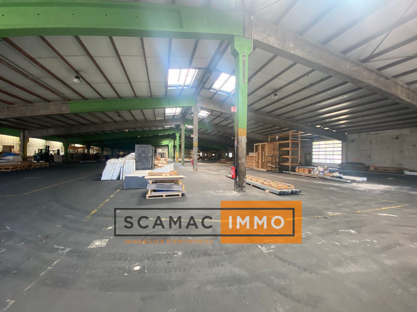 entrepôt de 2 000m², Rousset (Bouches-du-Rhône)