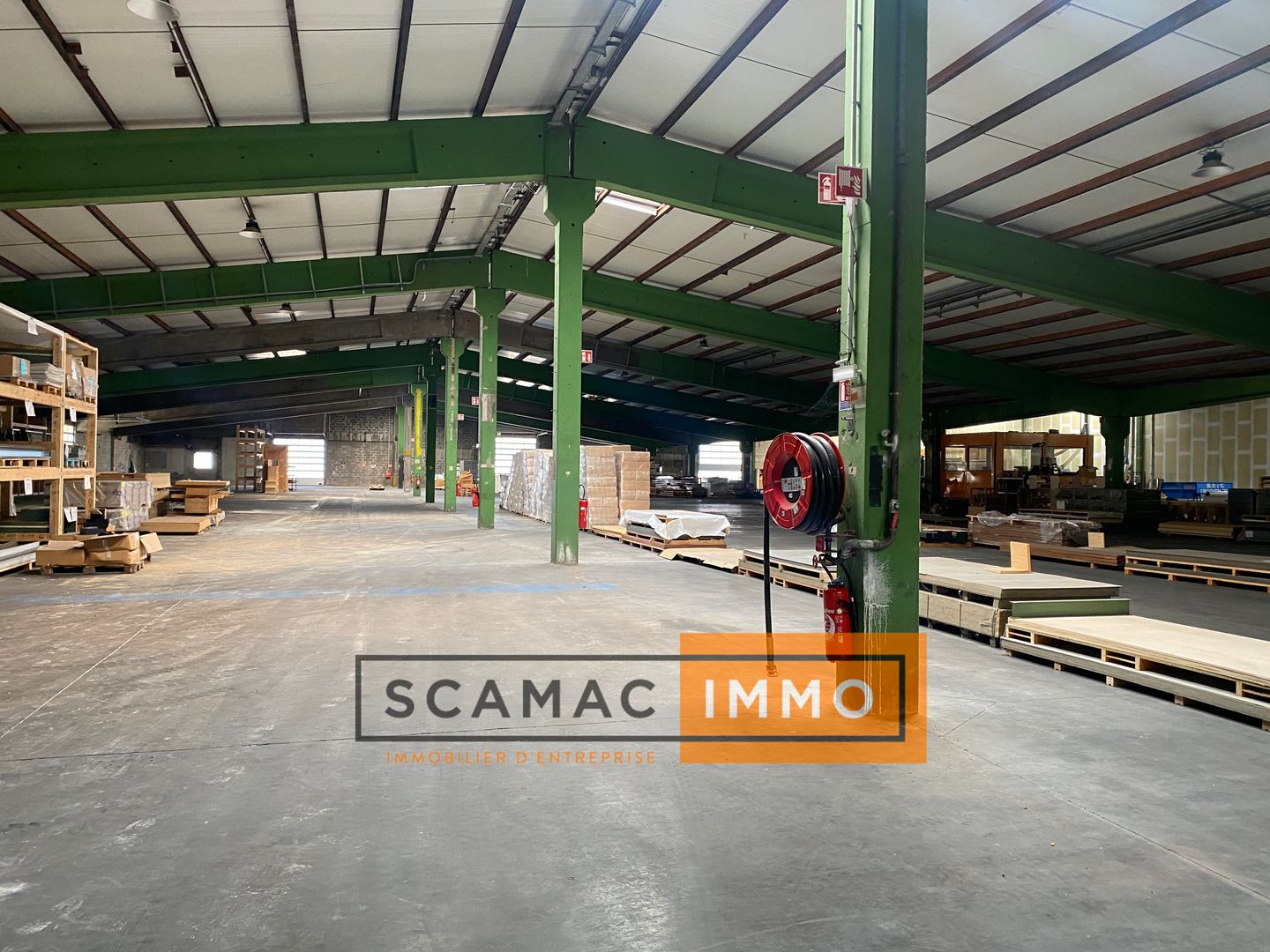 entrepôt de 4 000m², Rousset (Bouches-du-Rhône)