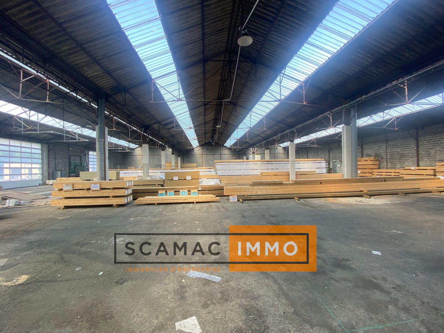 entrepôt de 1 600m², Rousset (Bouches-du-Rhône)