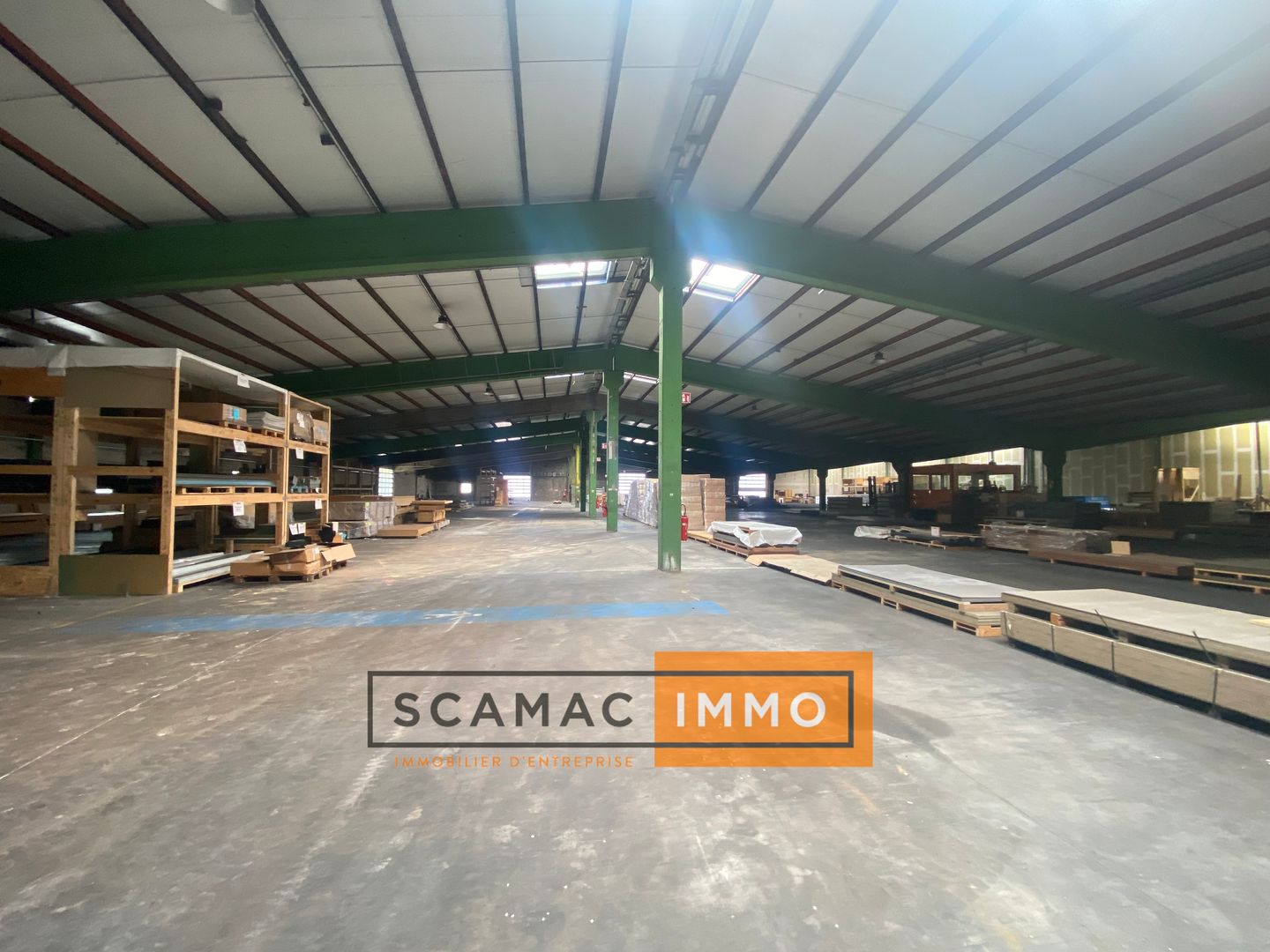entrepôt de 4&nbsp;000m², Rousset (Bouches-du-Rhône)