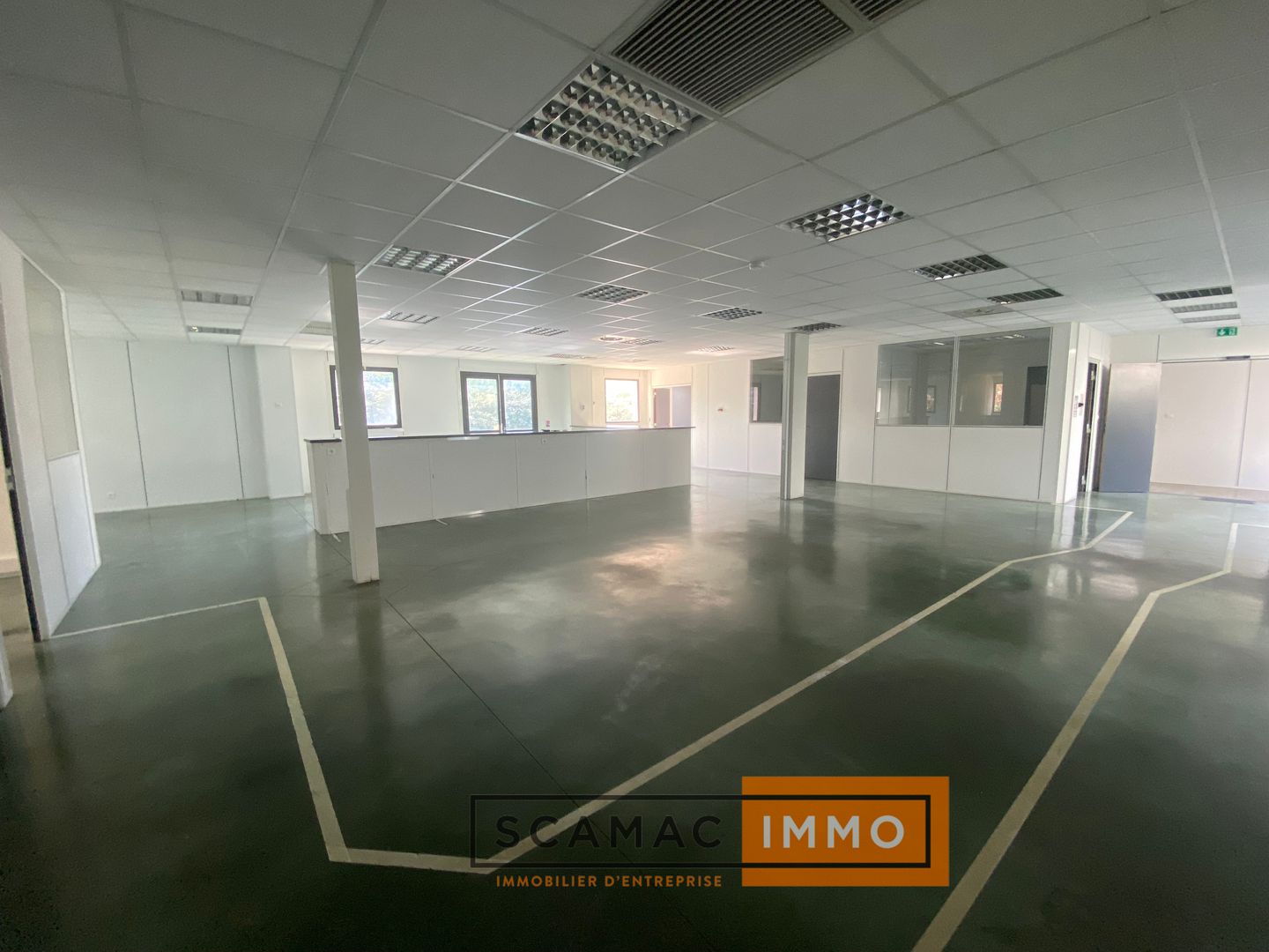 local d'activités de 585m², Les Milles (Bouches-du-Rhône)