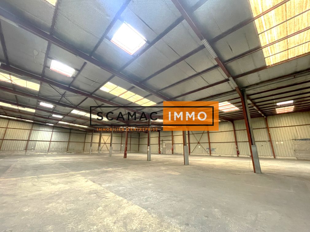 local d'activités de 3&nbsp;000m², Brie-Comte-Robert (Seine-et-Marne)