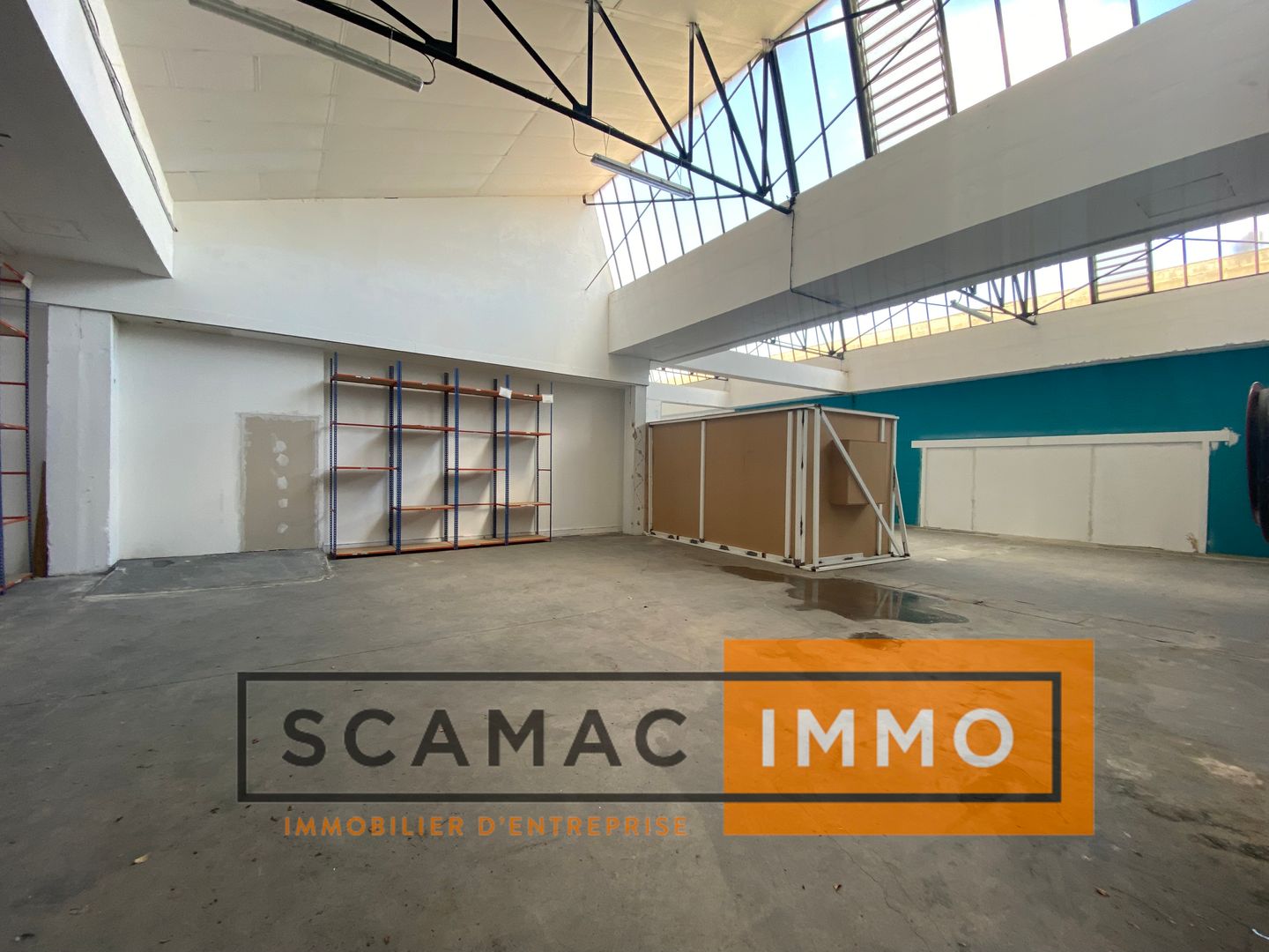 hangar de 3 400m², Avignon (Vaucluse)