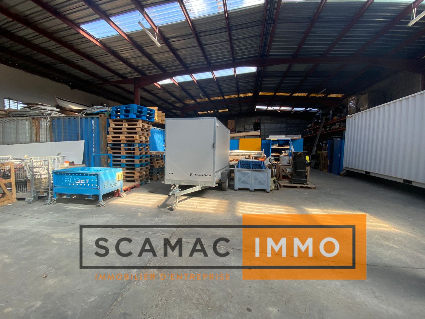 hangar de 1 100m², Avignon (Vaucluse)