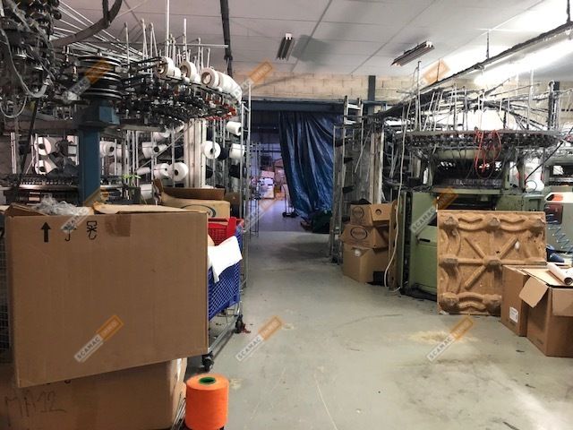 local d'activités de 277m², Arpajon (Essonne)