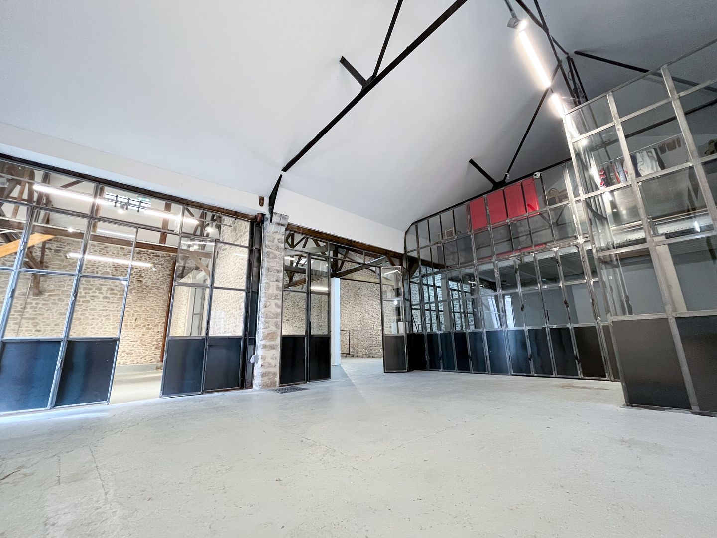 entrepôt de 1 368m², Vitry-sur-Seine (Val-de-Marne)