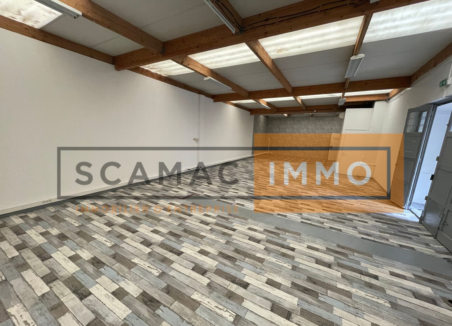 local d'activités de 414m², Champigny-sur-Marne (Val-de-Marne)