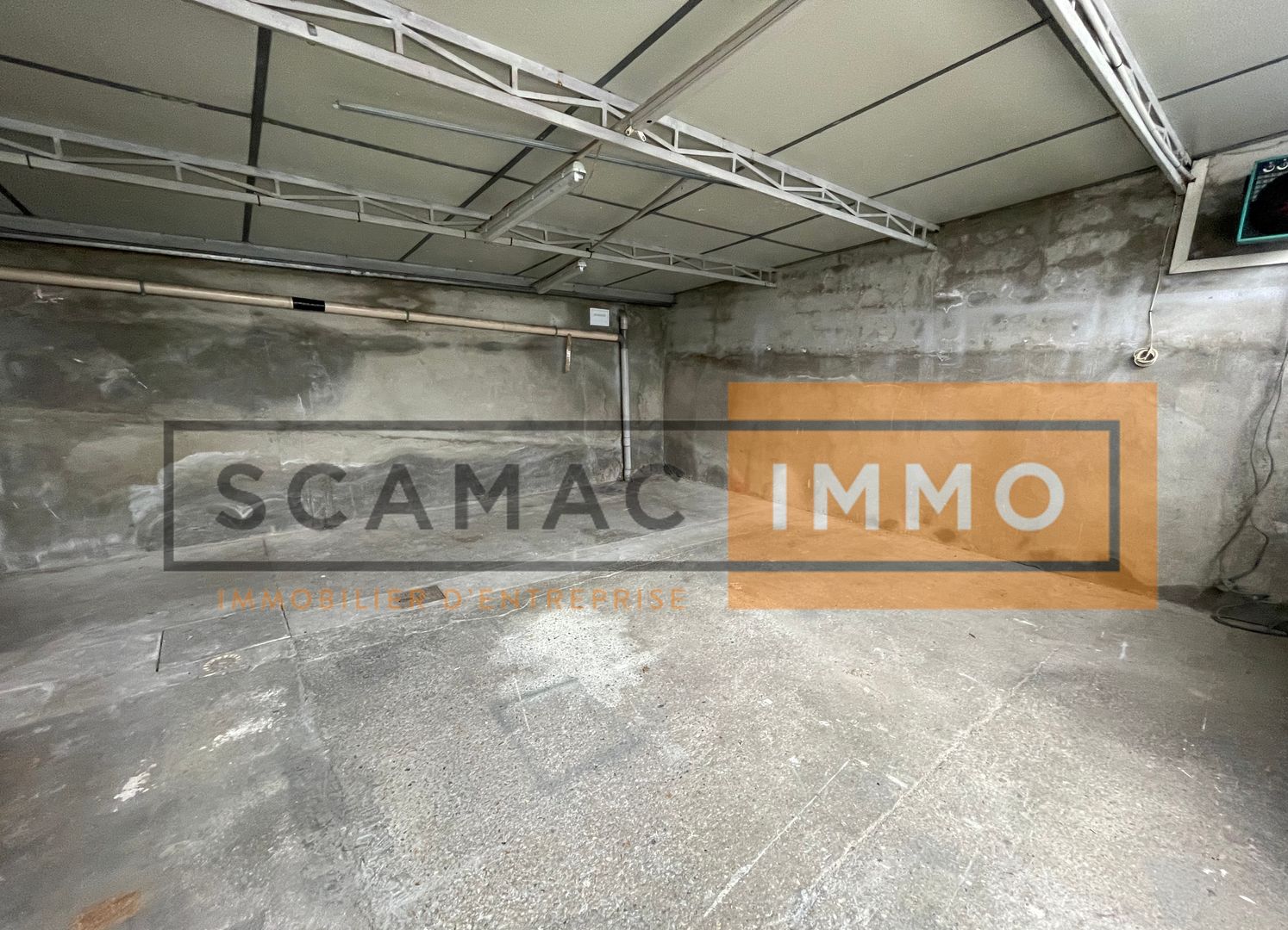 local d'activités de 414m², Champigny-sur-Marne (Val-de-Marne)