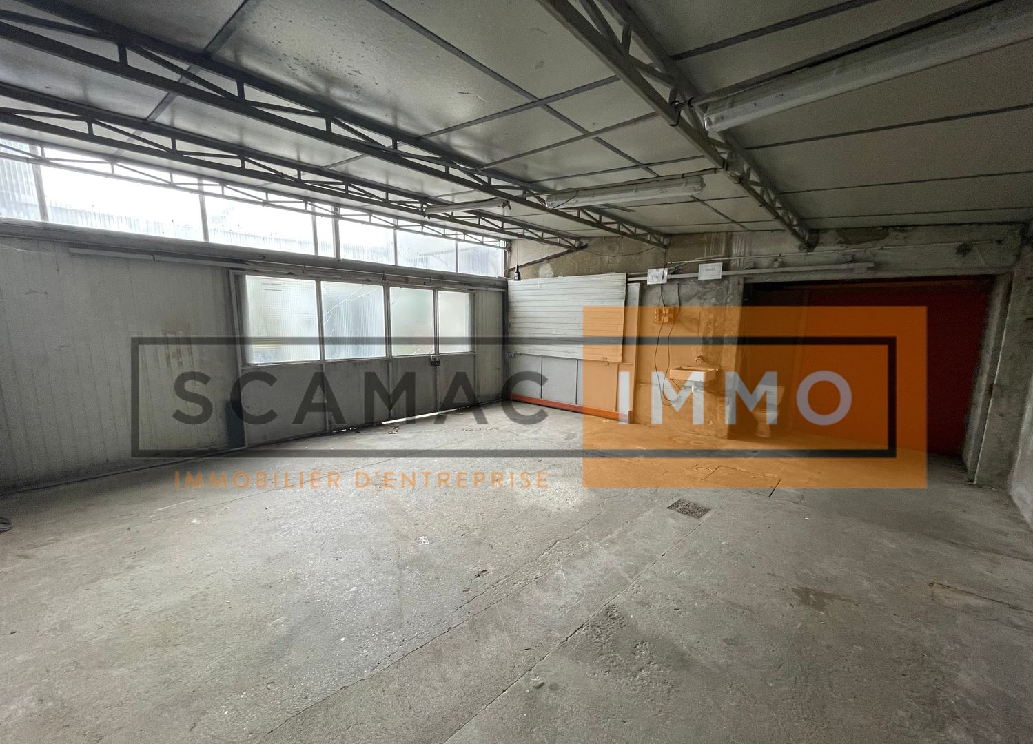 local d'activités de 414m², Champigny-sur-Marne (Val-de-Marne)