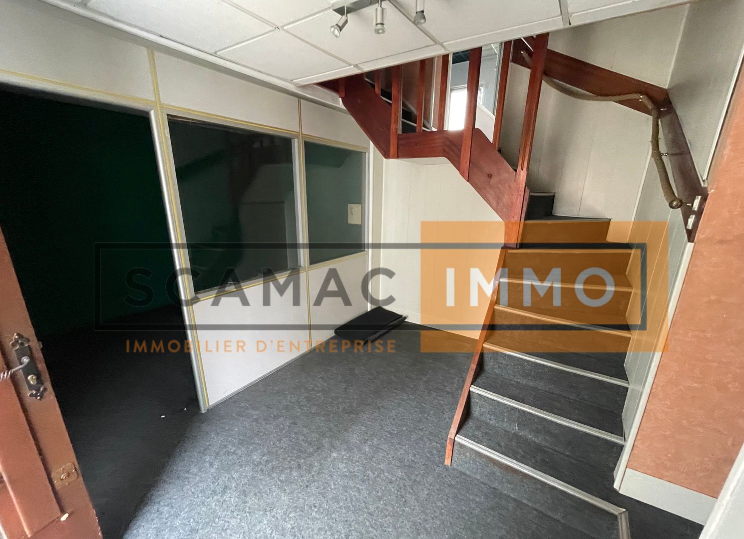 local d'activités de 414m², Champigny-sur-Marne (Val-de-Marne)
