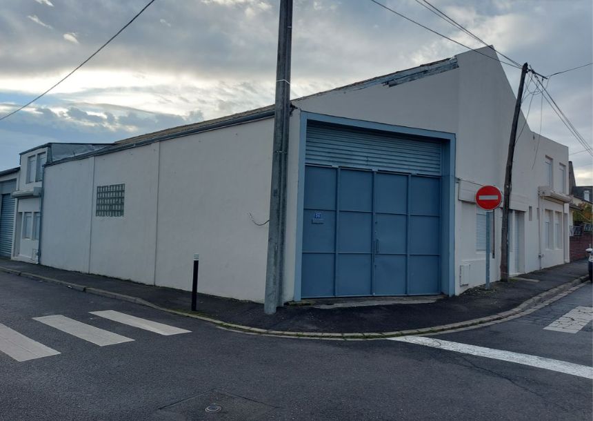 local d'activités de 470m², Goussainville (Val-d'Oise)