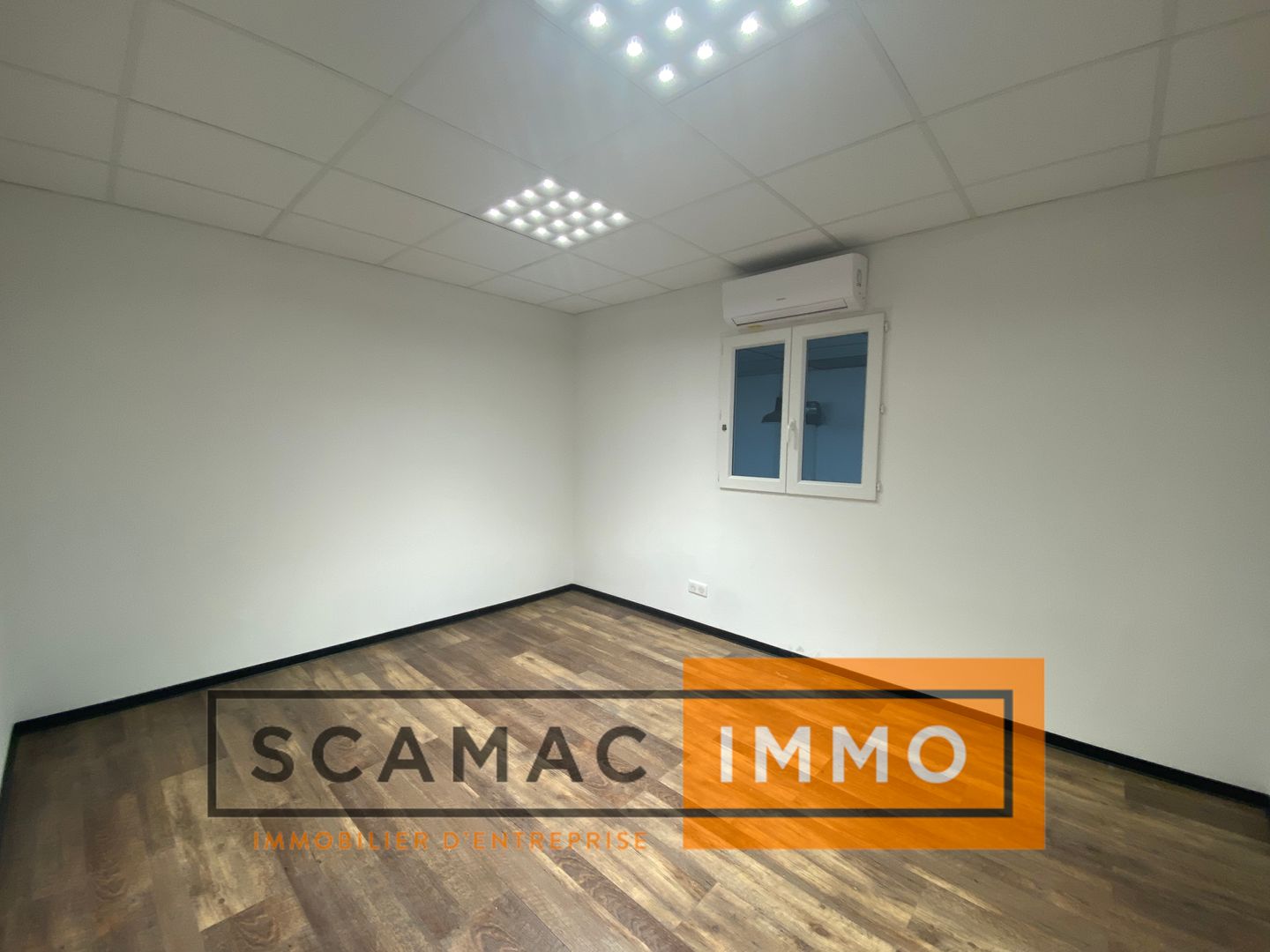 entrepôt de 190m², Les Milles (Bouches-du-Rhône)