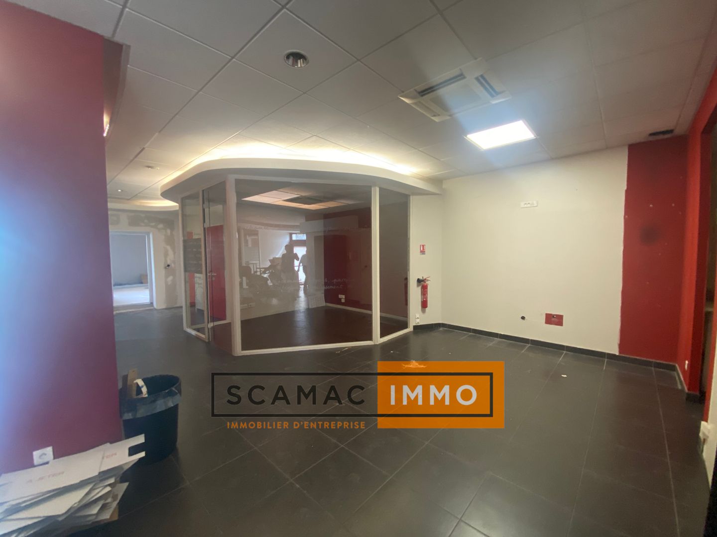 local commercial de 266m², Marseille 15 (Bouches-du-Rhône)