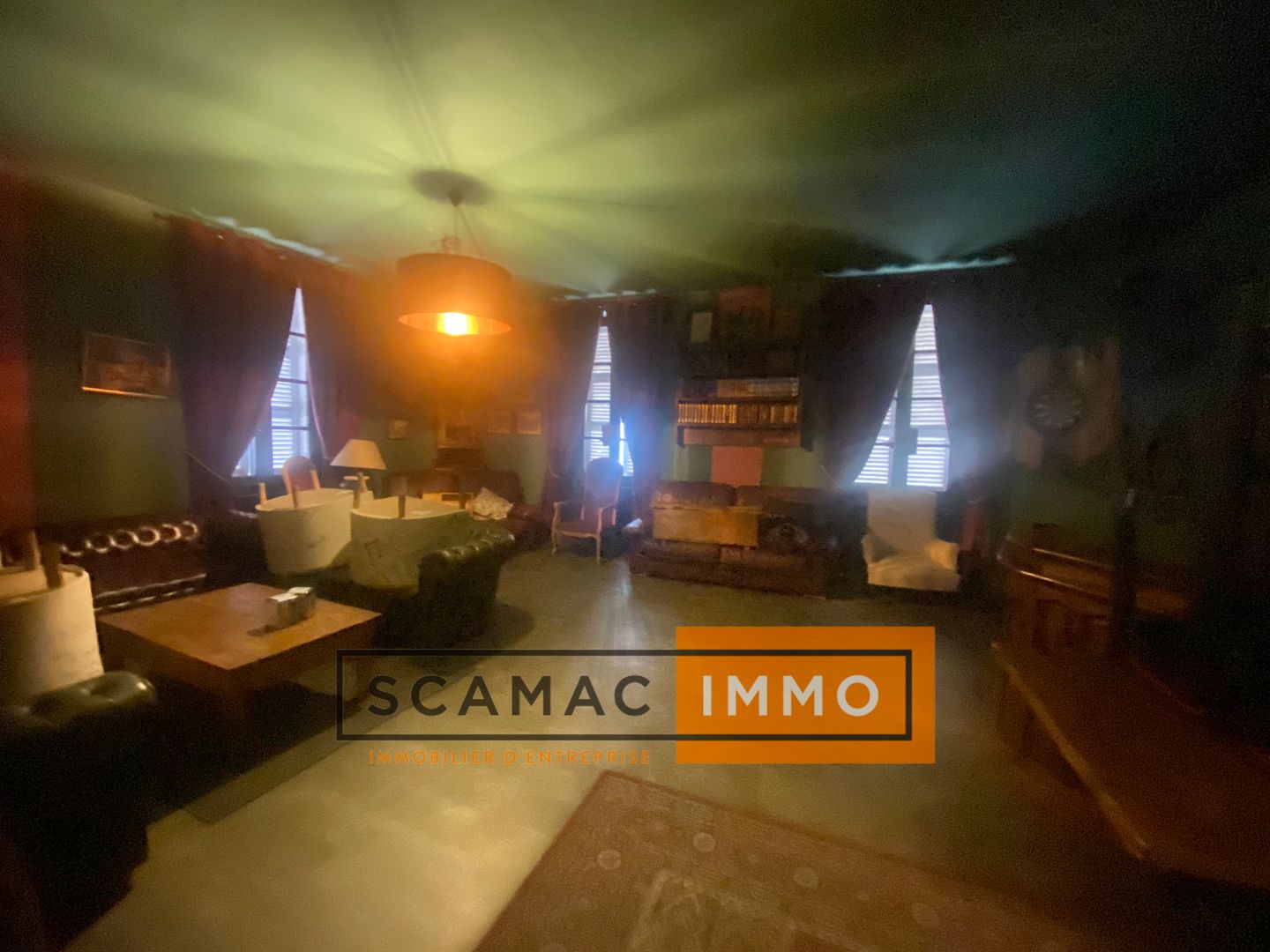 local commercial de 190m², Marseille 6 (Bouches-du-Rhône)