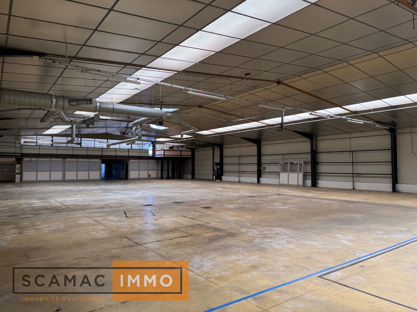 entrepôt de 3 566m², Le Châtelet-en-Brie (Seine-et-Marne)