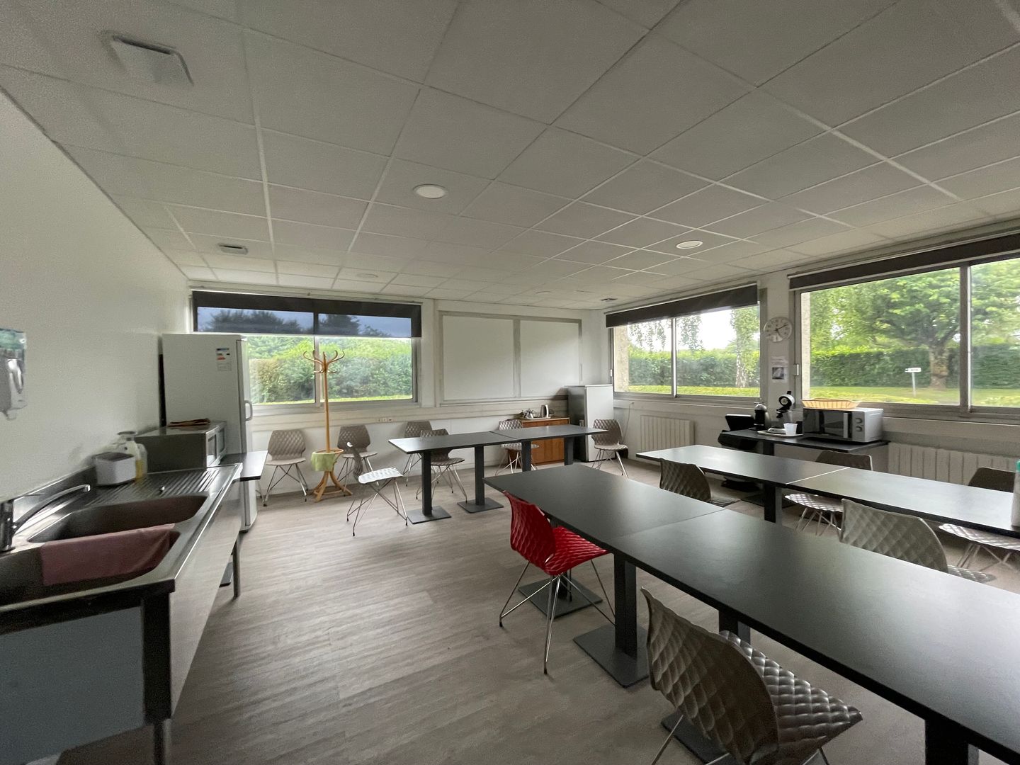entrepôt de 5&nbsp;836m², Buc (Yvelines)