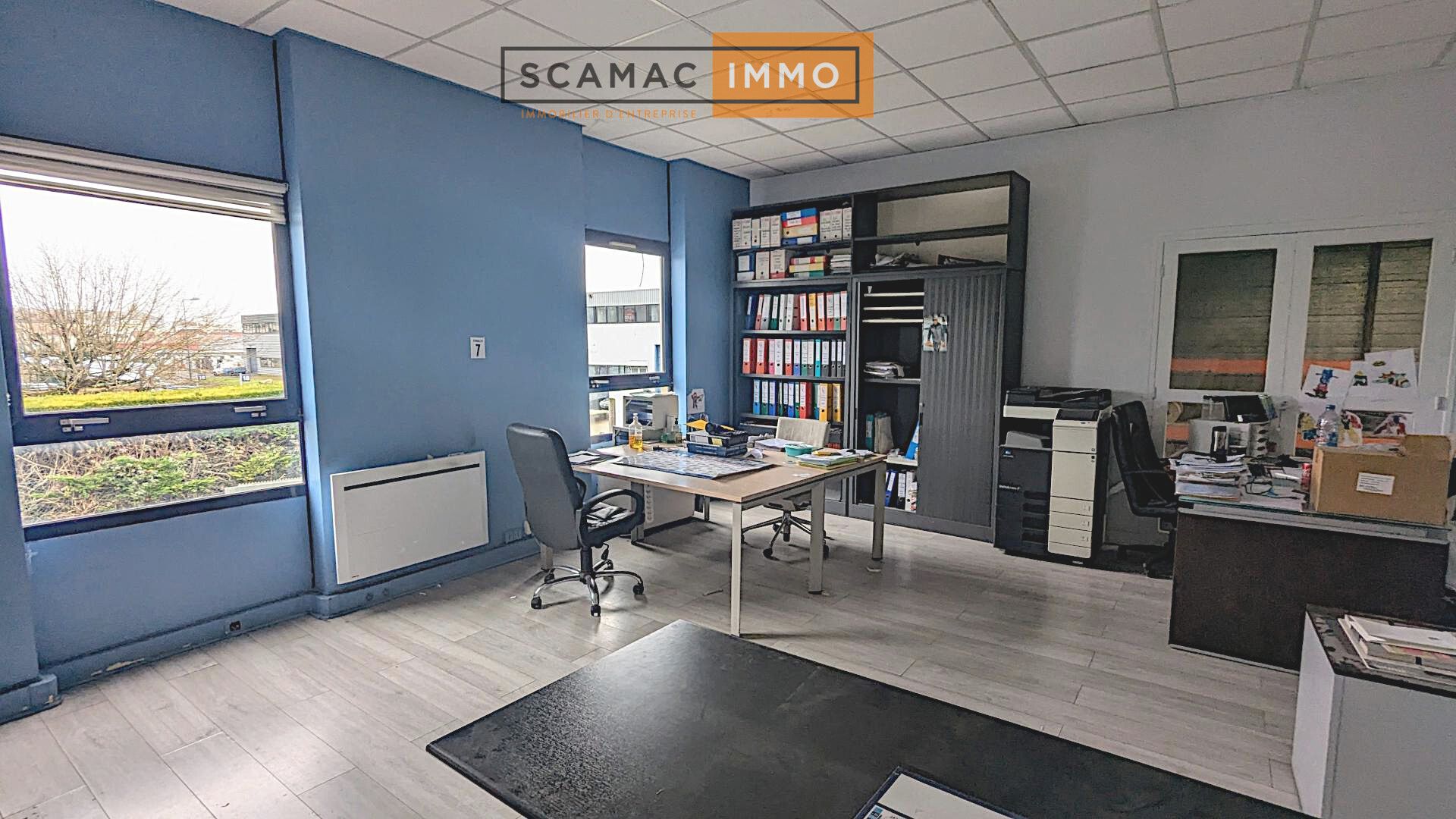 locaux mixtes de 209m², Ris-Orangis (Essonne)