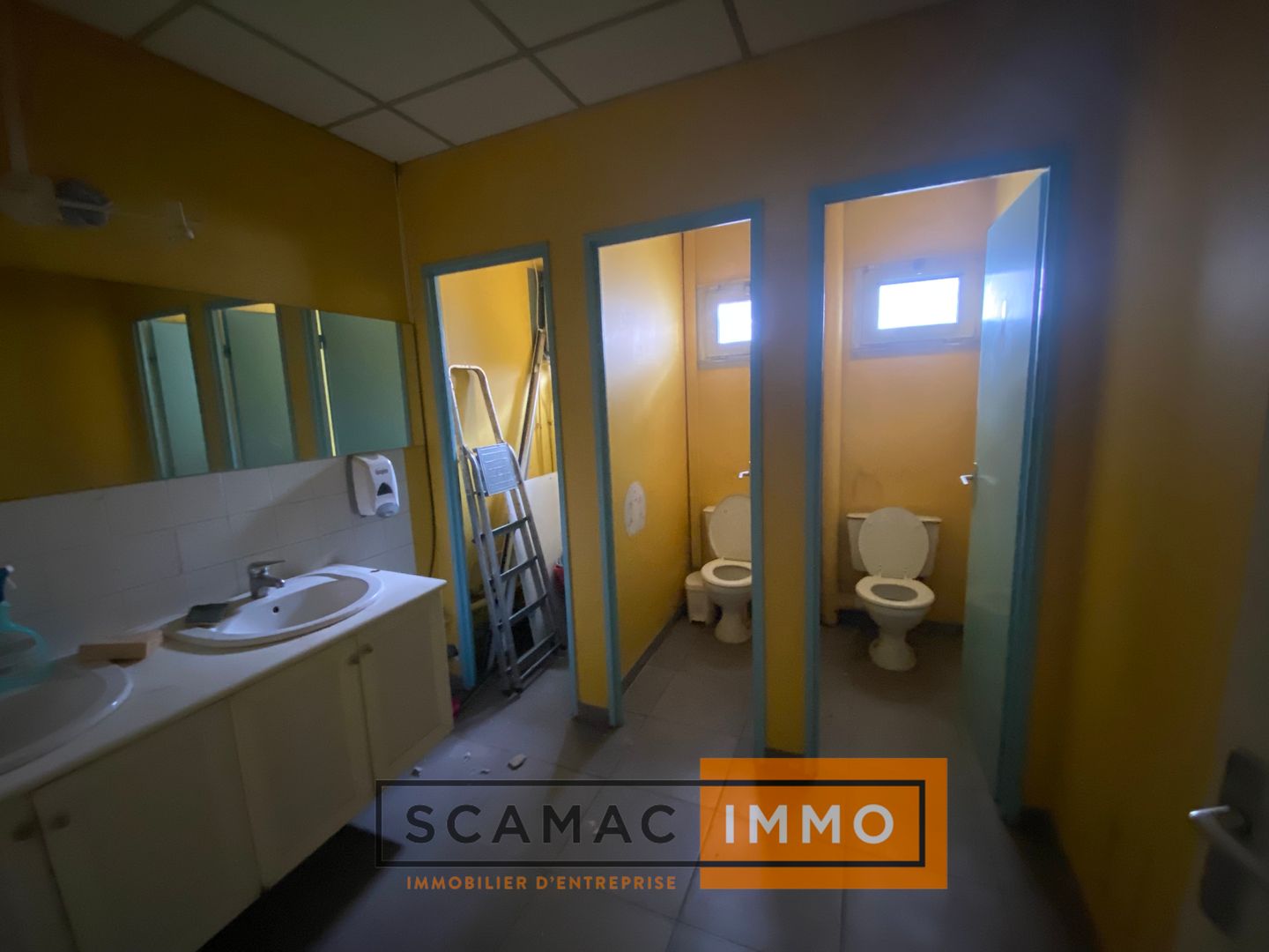 bureau de 214m², Les Milles (Bouches-du-Rhône)