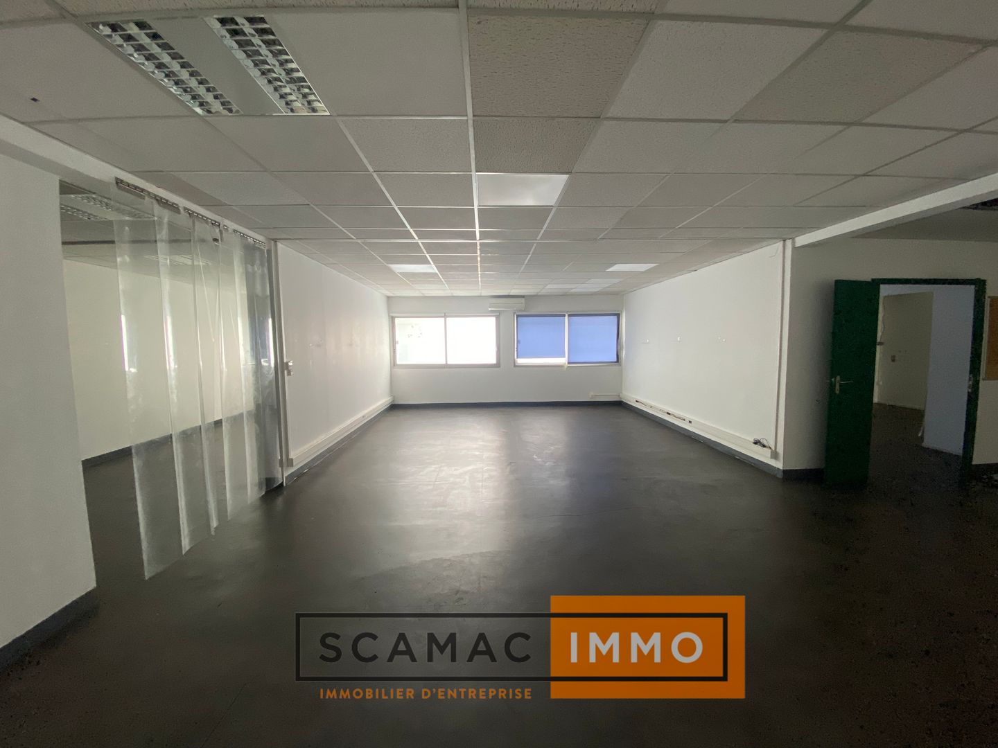 bureau de 214m², Les Milles (Bouches-du-Rhône)