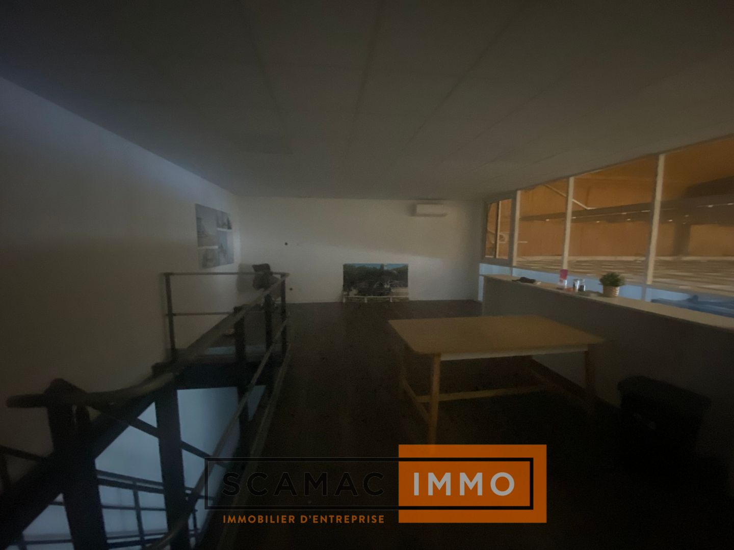 local commercial de 276m², Les Milles (Bouches-du-Rhône)