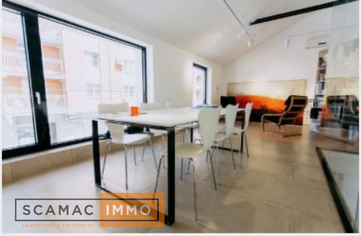 local d'activités de 259m², Draguignan (Var)