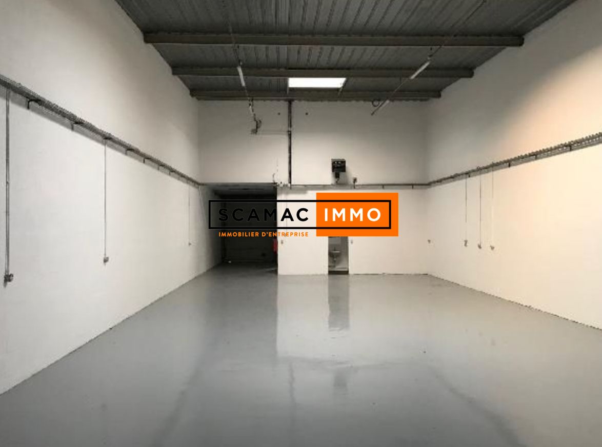 entrepôt de 424m², Nanterre (Hauts-de-Seine)