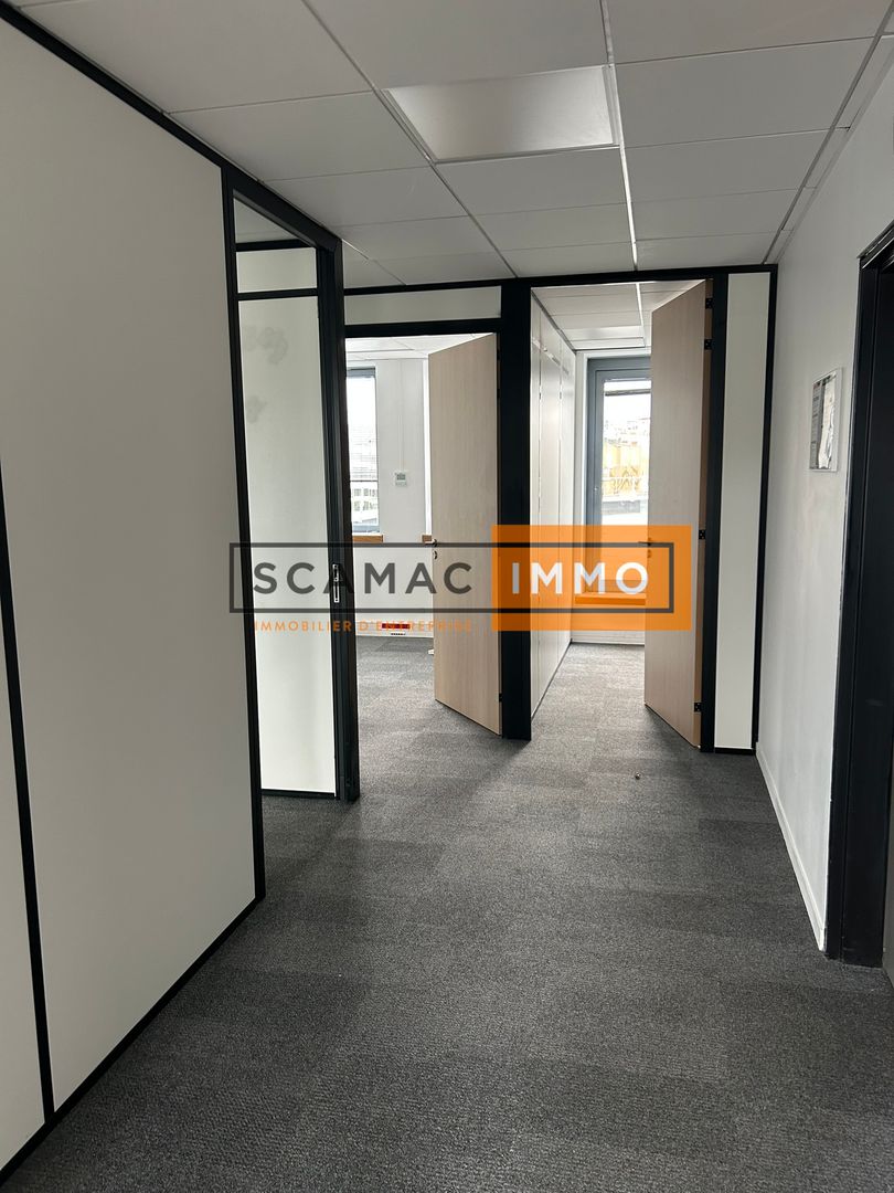 bureau de 259m², Nanterre (Hauts-de-Seine)
