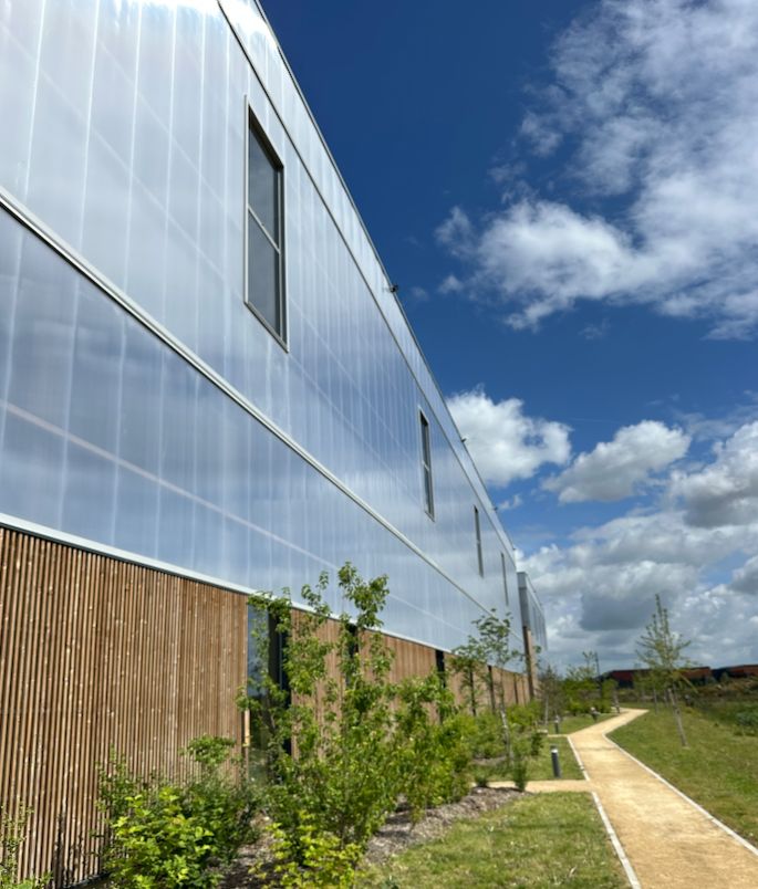 local d'activités de 530m², Tremblay-en-France (Seine-Saint-Denis)
