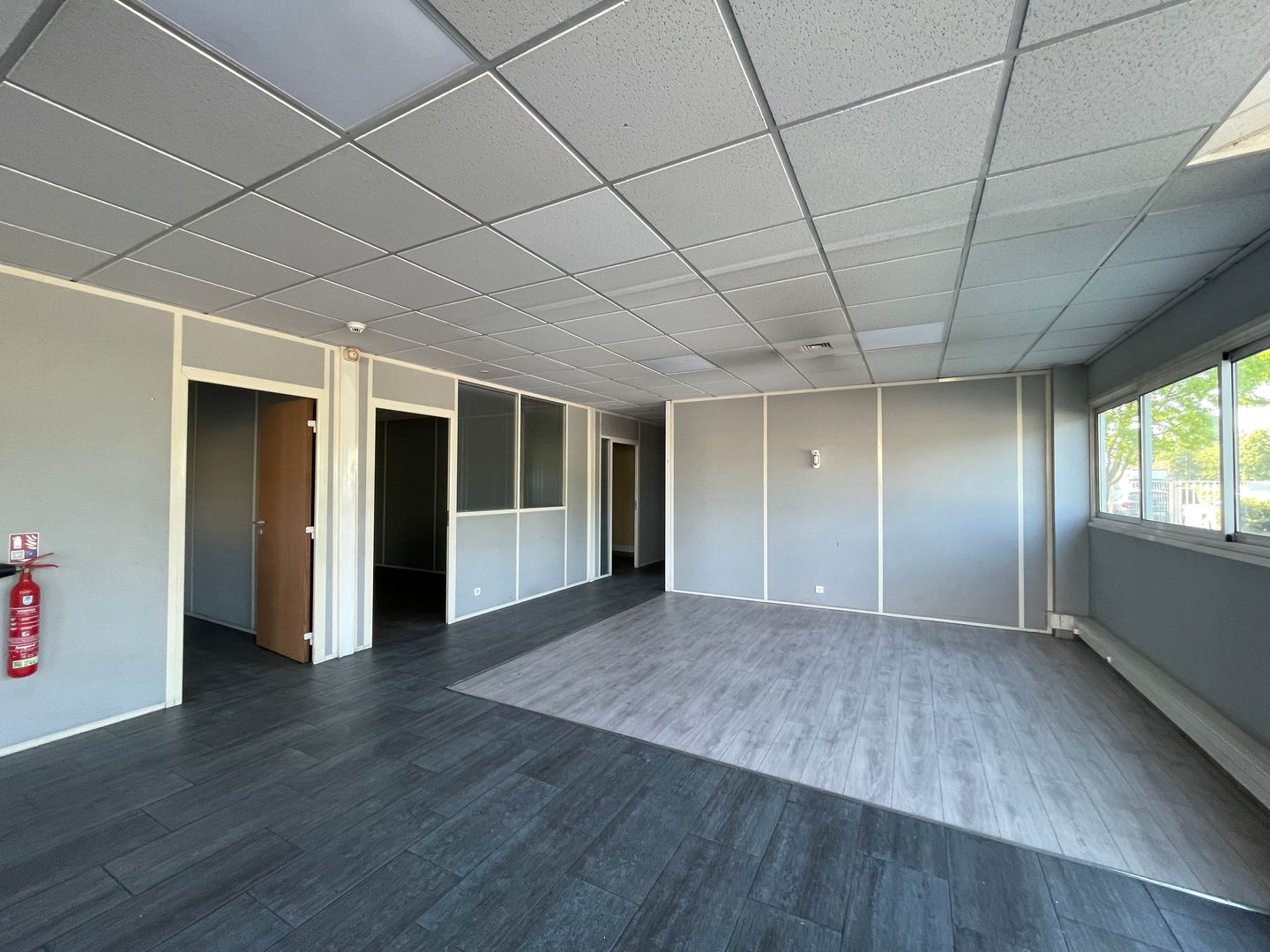 entrepôt de 2 220m², Vitry-sur-Seine (Val-de-Marne)
