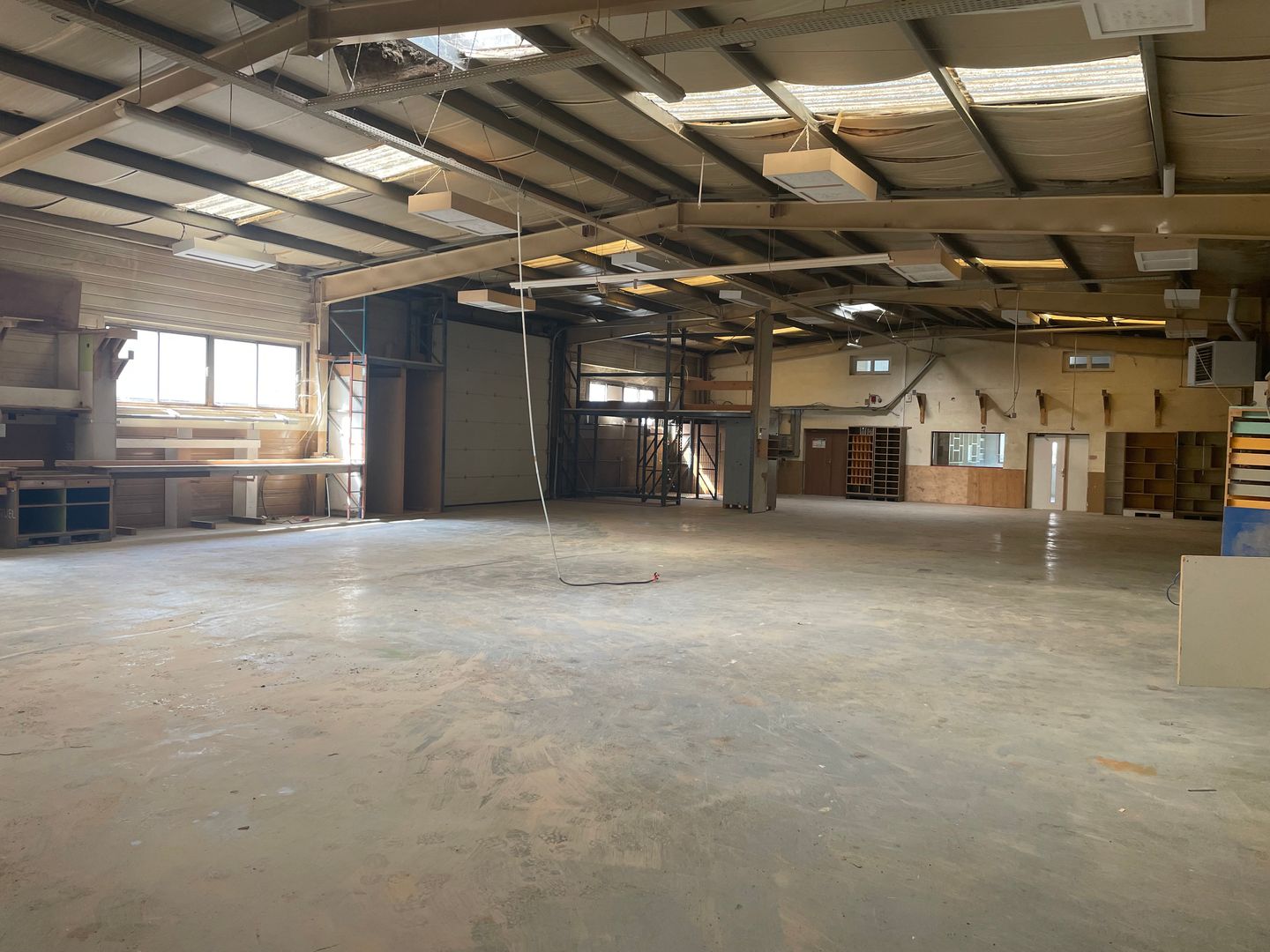 entrepôt de 916m², Fontenay-sous-Bois (Val-de-Marne)