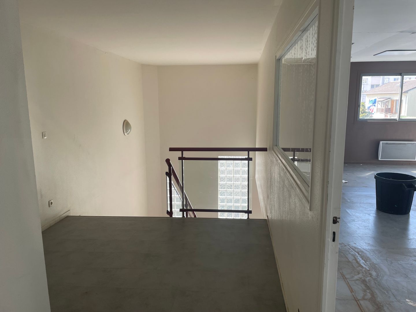 entrepôt de 916m², Fontenay-sous-Bois (Val-de-Marne)