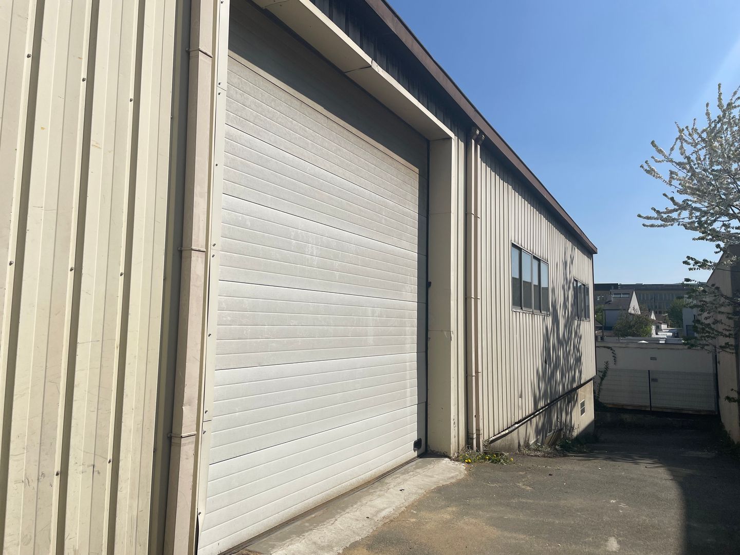 entrepôt de 916m², Fontenay-sous-Bois (Val-de-Marne)