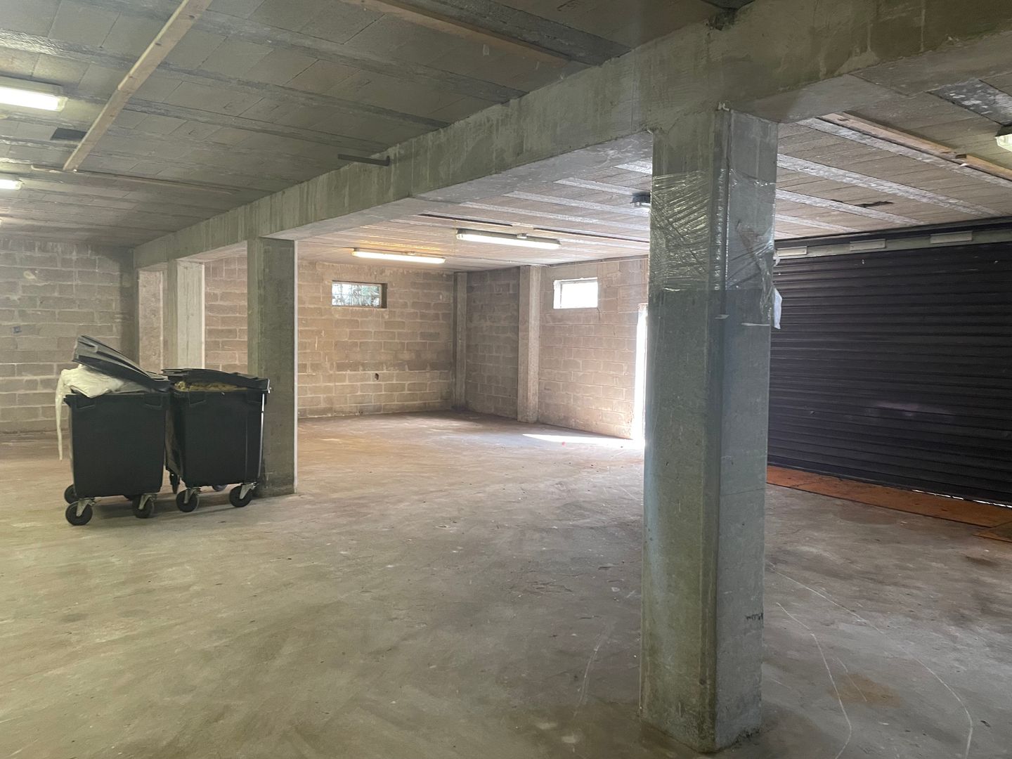 entrepôt de 916m², Fontenay-sous-Bois (Val-de-Marne)