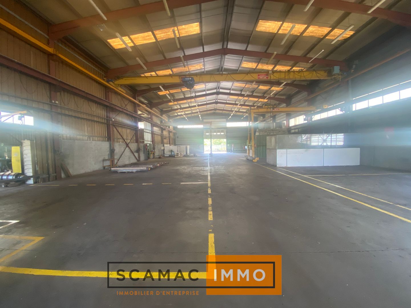 entrepôt de 800m², Les Milles (Bouches-du-Rhône)