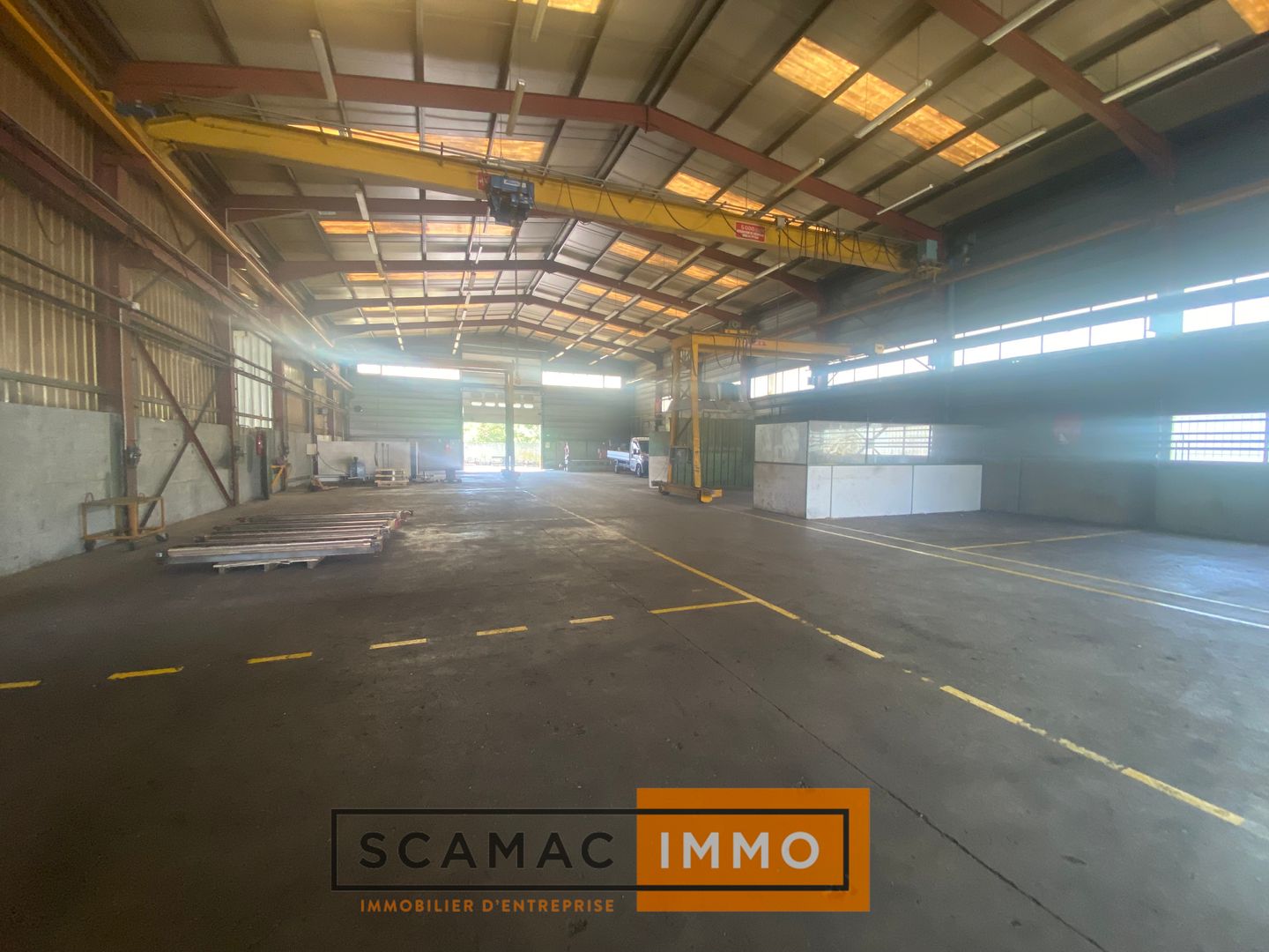 entrepôt de 800m², Les Milles (Bouches-du-Rhône)
